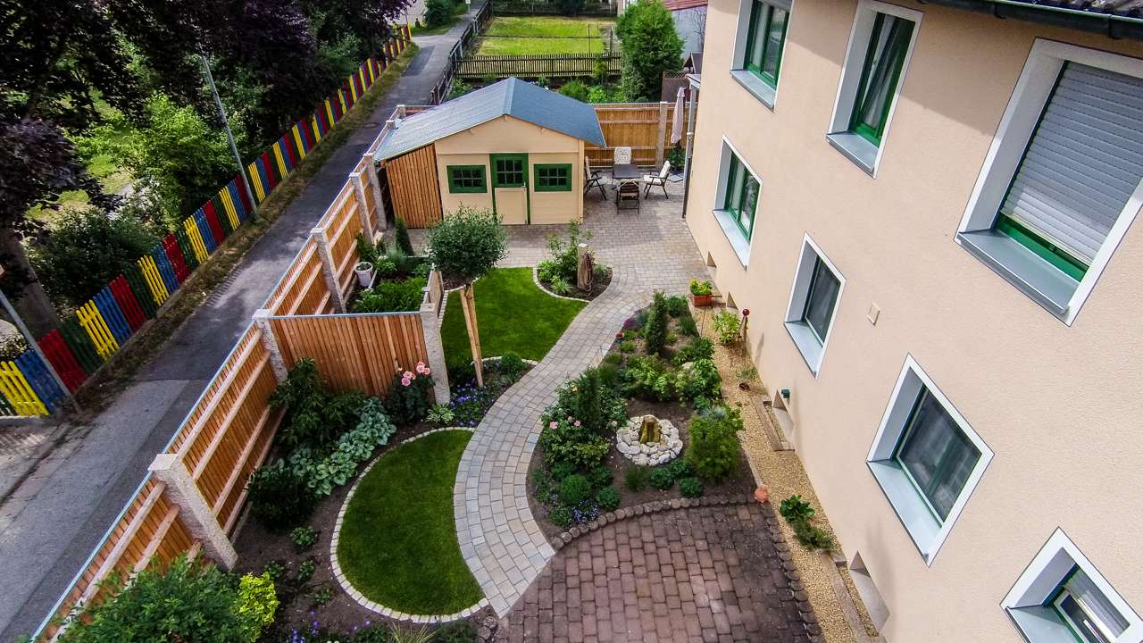 Das Gartenhaus: Ein vielseitiger Rückzugsort im eigenen Grün